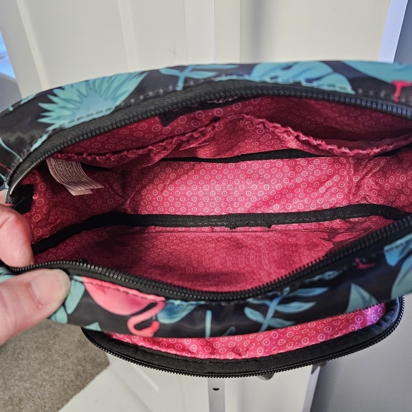 Lug Carousel Floral Crossbody Bag - Picture 6 of 9